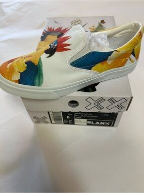 Men Slip-On Parrot Print Canvas Shoes - White/Multicolor